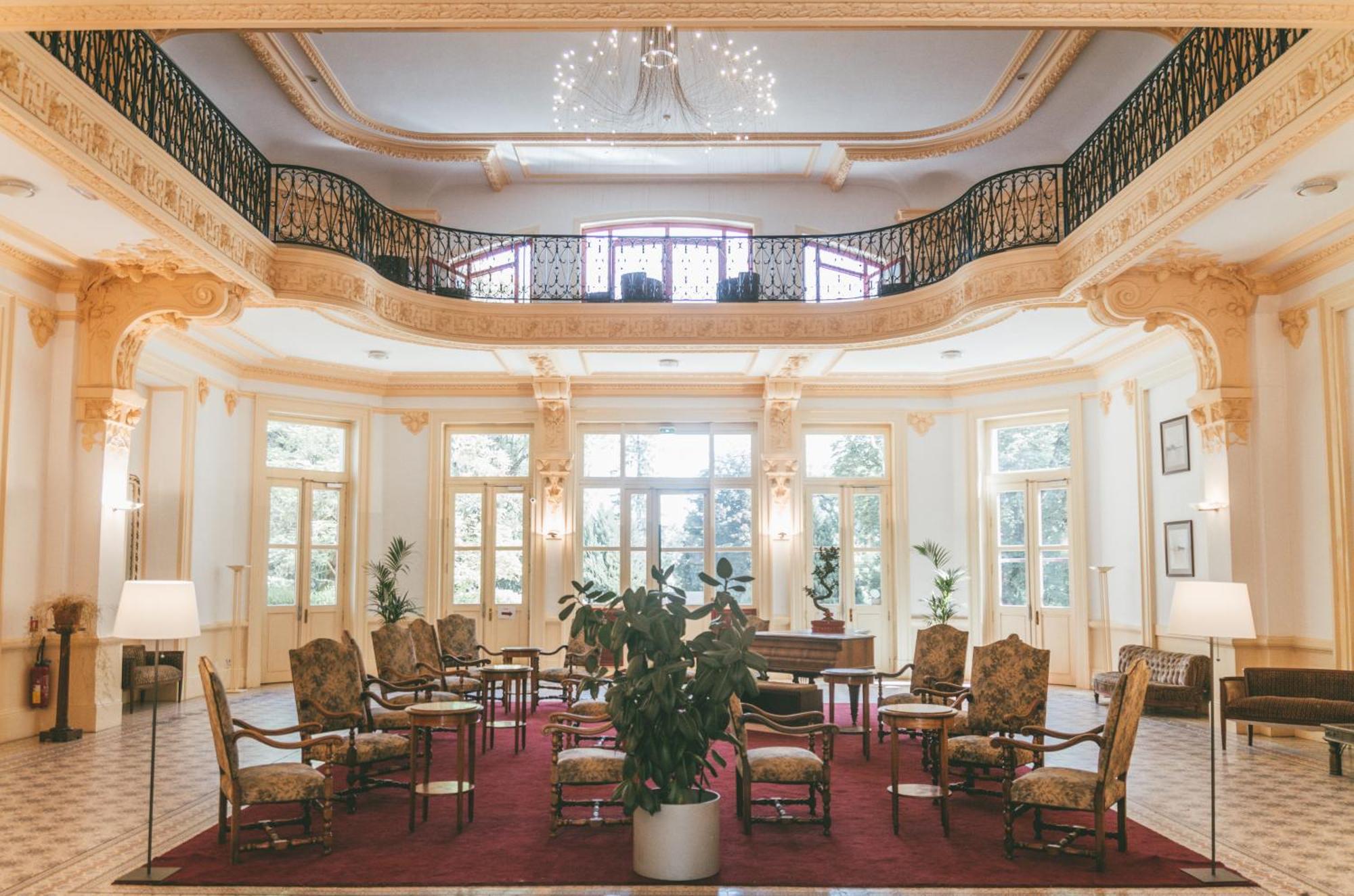 Terres De France - Appart'Hotel Le Splendid Альвар Экстерьер фото